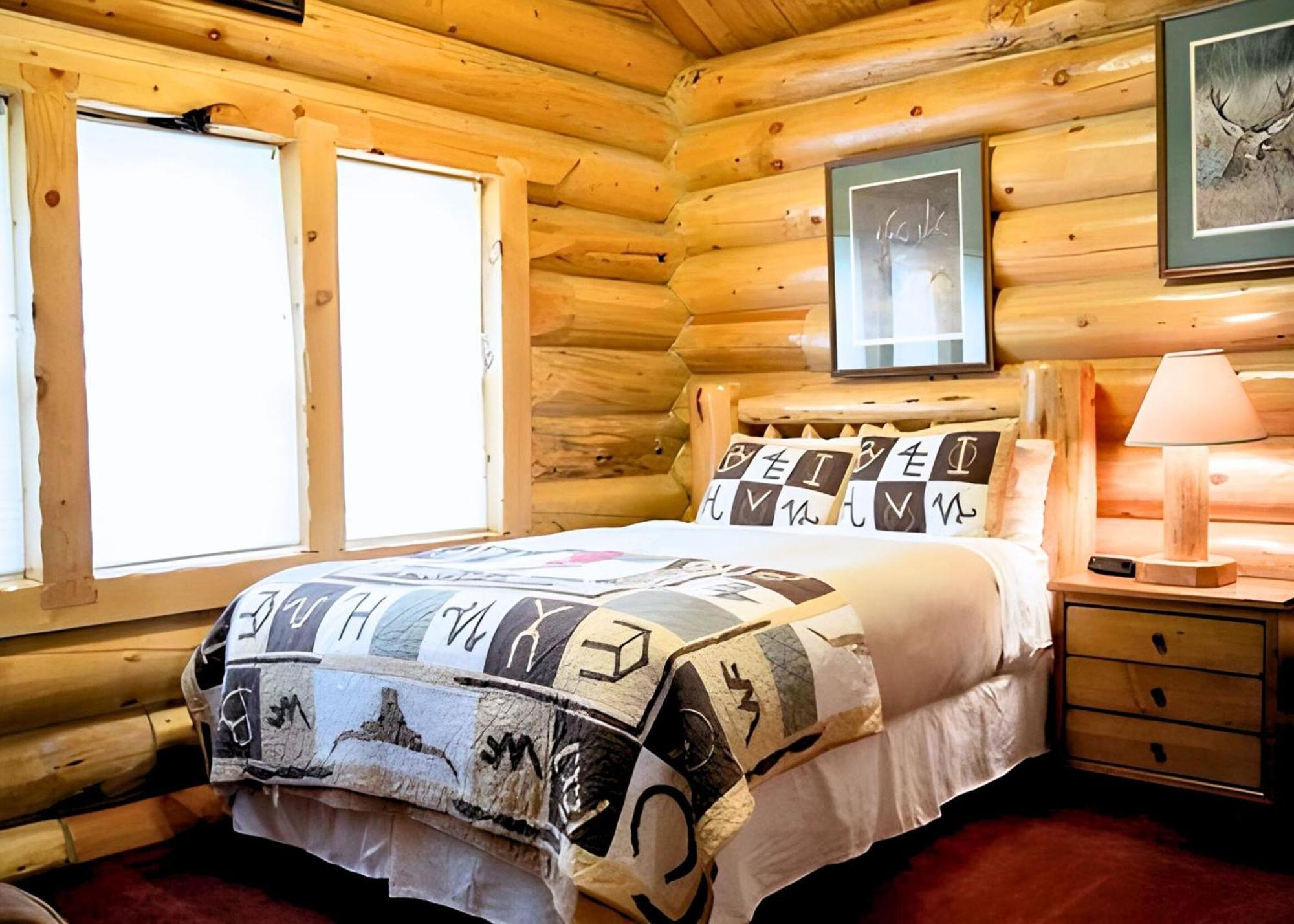 Hibernation Station Villa West Yellowstone Ngoại thất bức ảnh